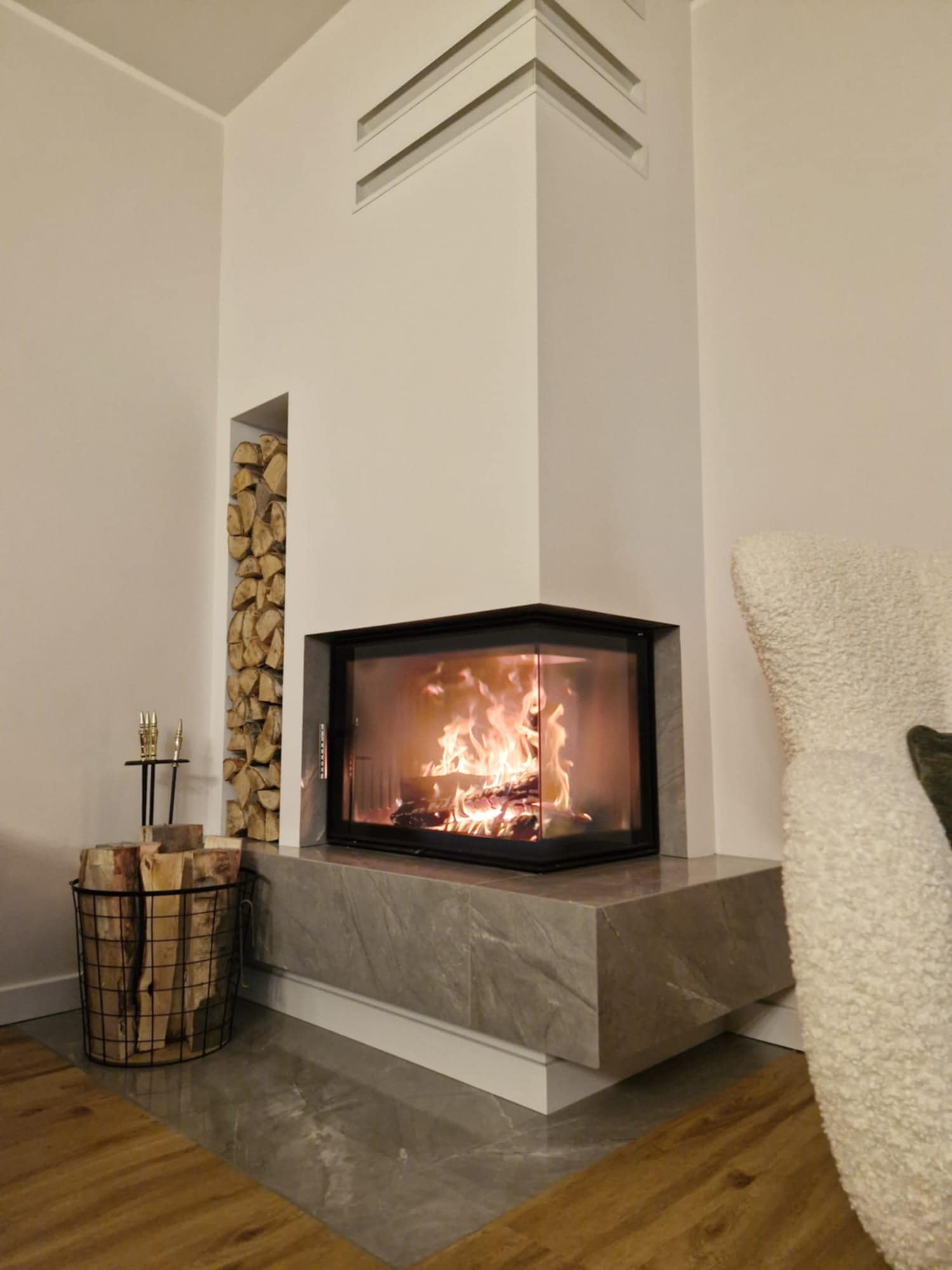 Nowoczesne kominki Just-Home Ekoprojekt 2025